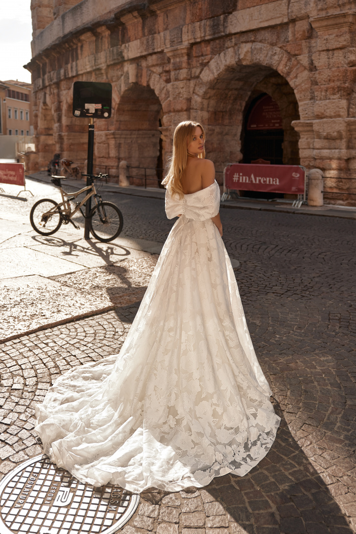Verona Collection - Jane