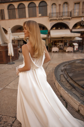 Verona Collection - Jador